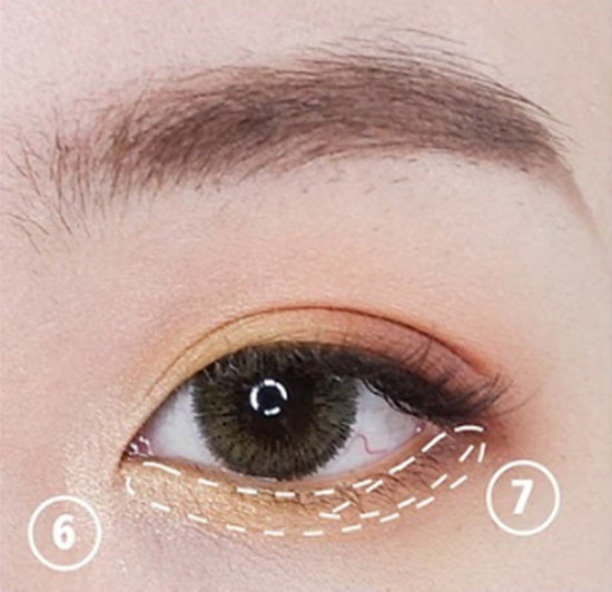 ​黄色眼影的画法步骤教程(图5)