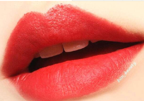 有唇纹适合雾面口红吗 ​雾面口红和哑光口红的区别(图2)