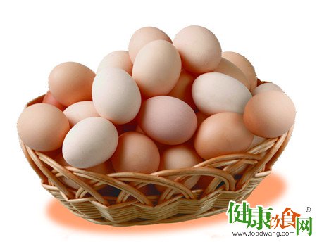 吃鸡蛋的时候吃蛋白更要吃蛋黄