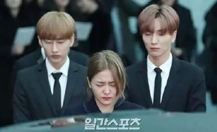 c位出殡是什么意思？c位出殡是什么梗？韩女星金艺林在葬礼抢镜(图4)