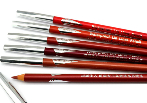 唇线笔有必要用吗 唇线笔铅笔型和旋转式哪个好(图1)