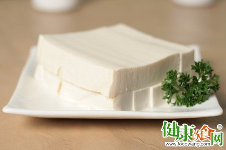 豆腐的做法：教您做好吃的藕香豆腐饼